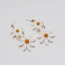 Pepper earring double daisy