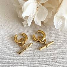 LN Earrings Gold Bar Hoops