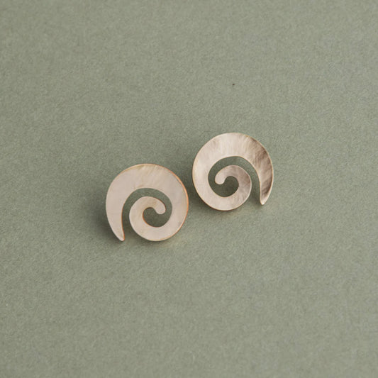 Pepper Earrings swirl Studs