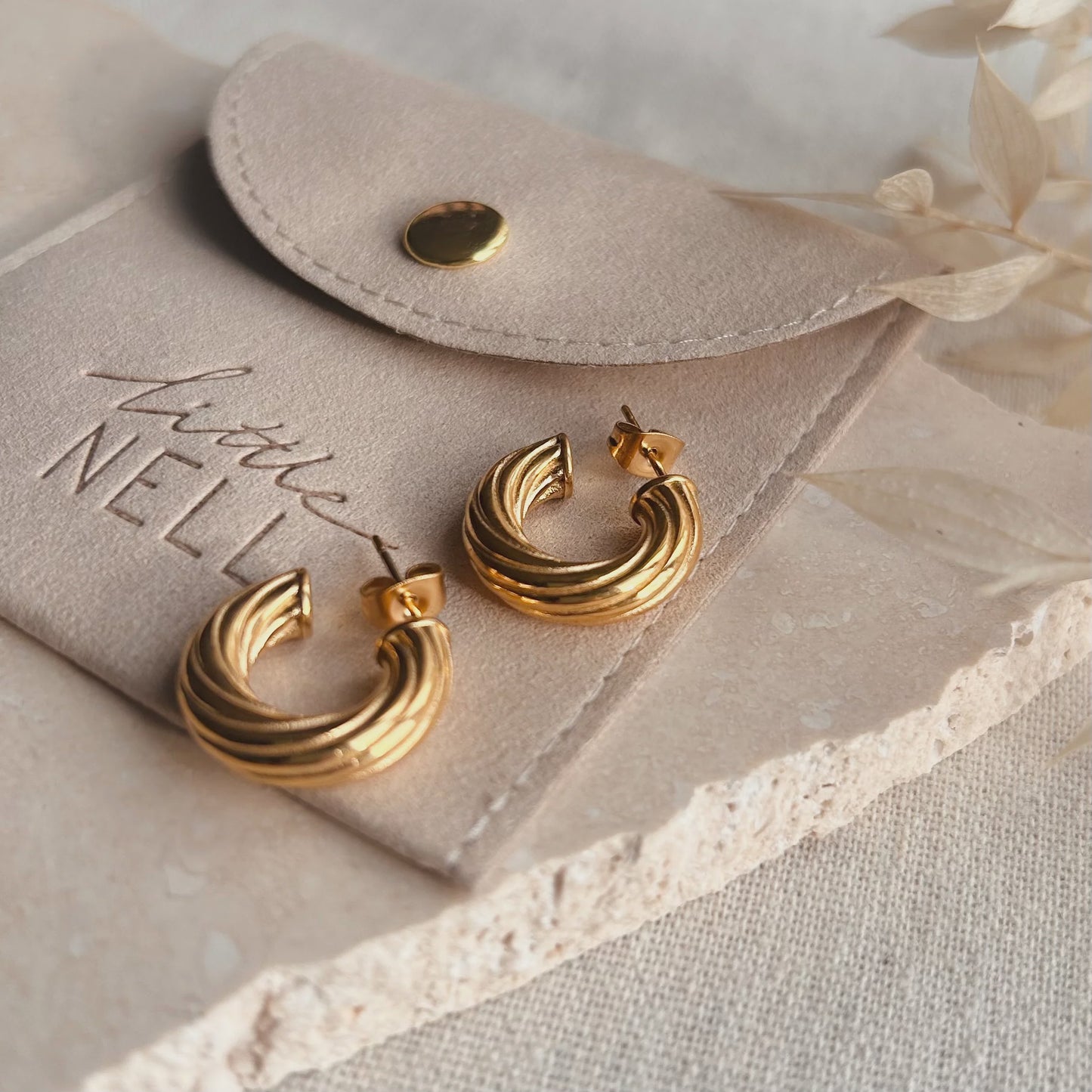 LN Earring Chunky Twist Hoops