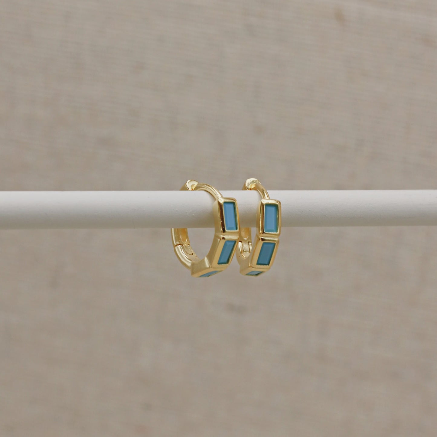 LN Earrings Oblong Turquoise Hoops