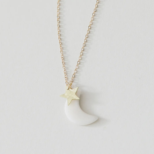 JT Necklace Luna Medium Moon Pendant