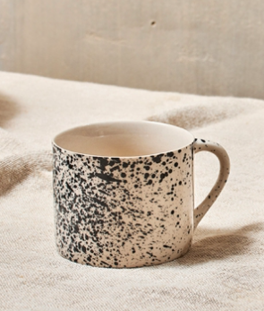 NK Mug Ama splatter