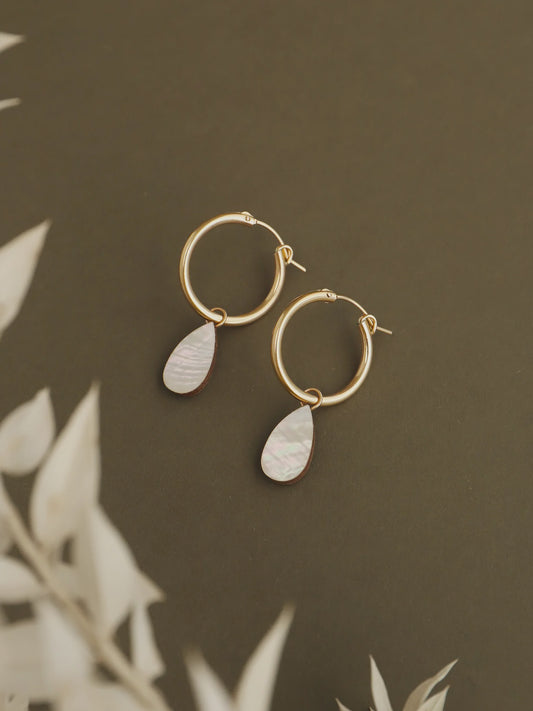 W&M Earrings raindrop hoops